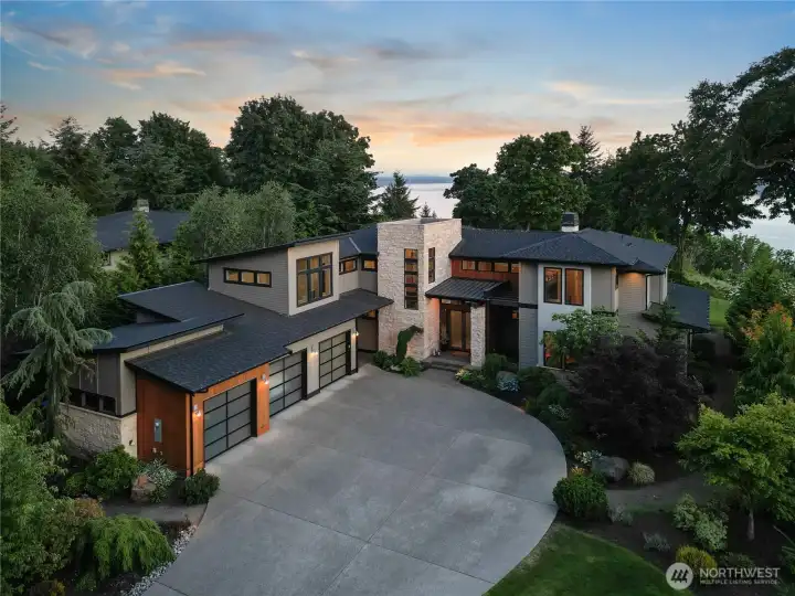 Welcome to this luxury estate you get to call home!