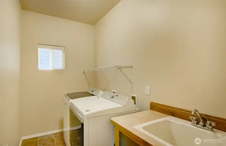 Laundry Lower