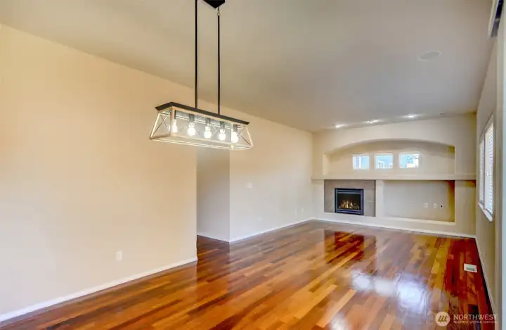 Kitchen Family Room w/Fireplacee