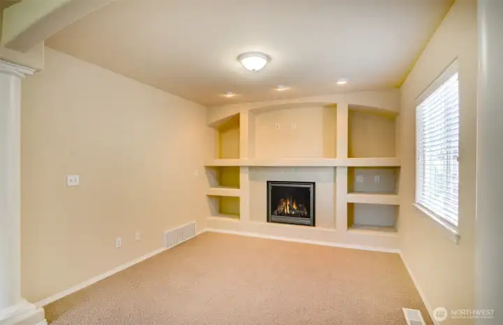 Master w/Fireplace