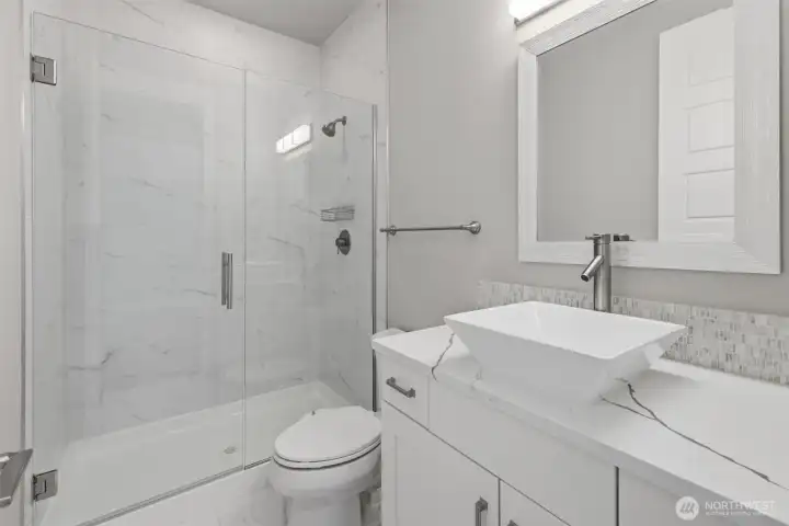 3/4 Bath on Main