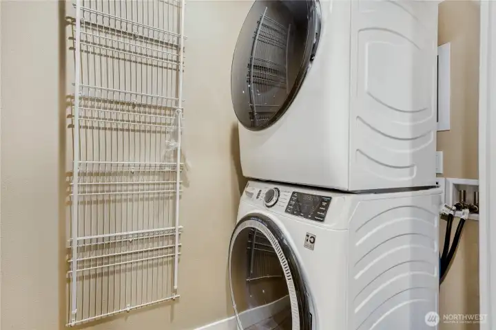 Stackable Energy Efficient Washer/Dryer Stackable Energy Efficient Washer/Dryer