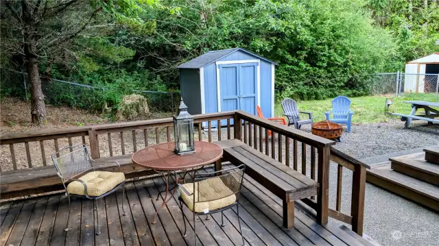 Spacious deck with ample space to barbeque, dine and relax.