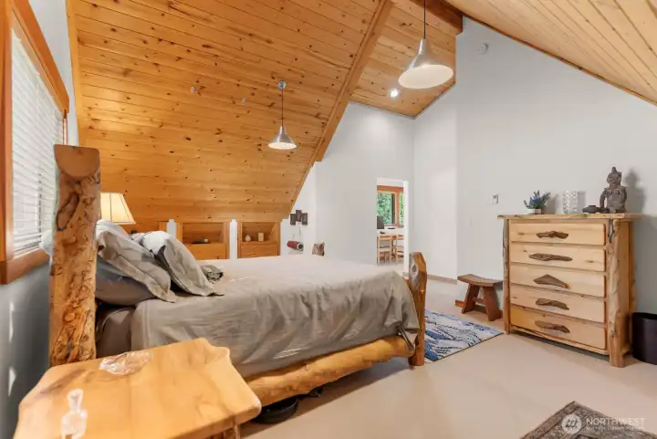 Soothing sleep deep Loft bedroom is so spacious and relaxing.