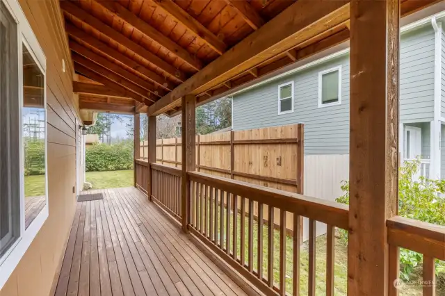 porch to front / side entrance