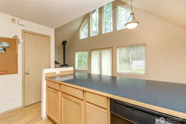 Spacious eating bar or counter top