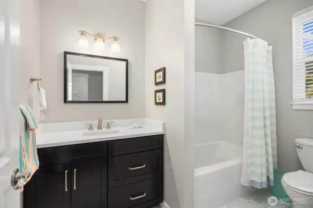 Upper floor guest bath