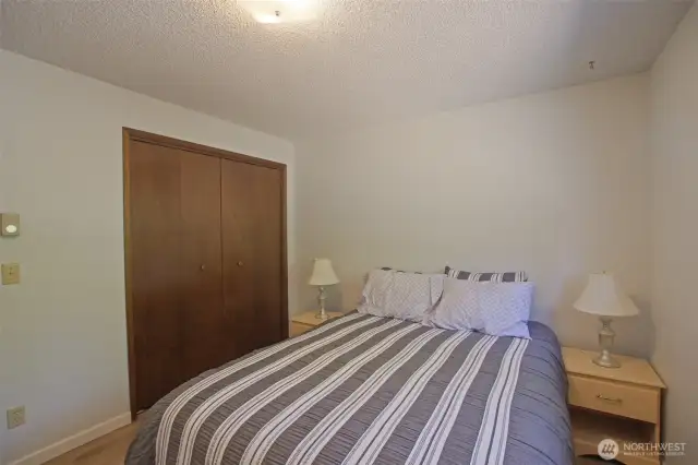 guest bedroom #1