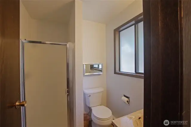Primary 3/4 bath