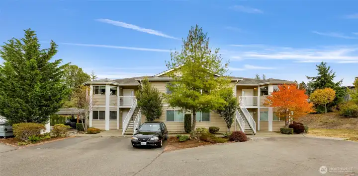 Exterior of entire building. There are 4 units per building.