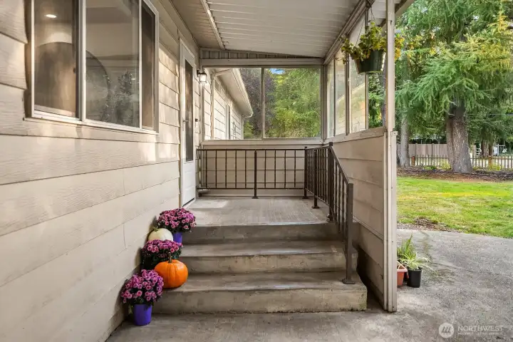 Entry breezeway from garage into the home