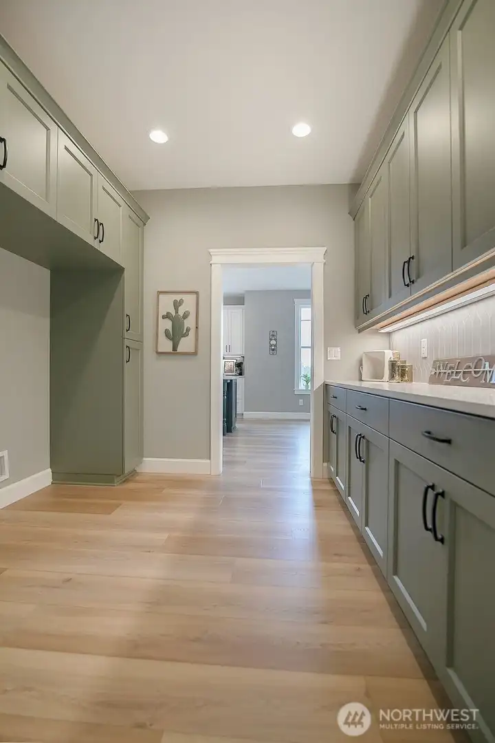 Butler Pantry