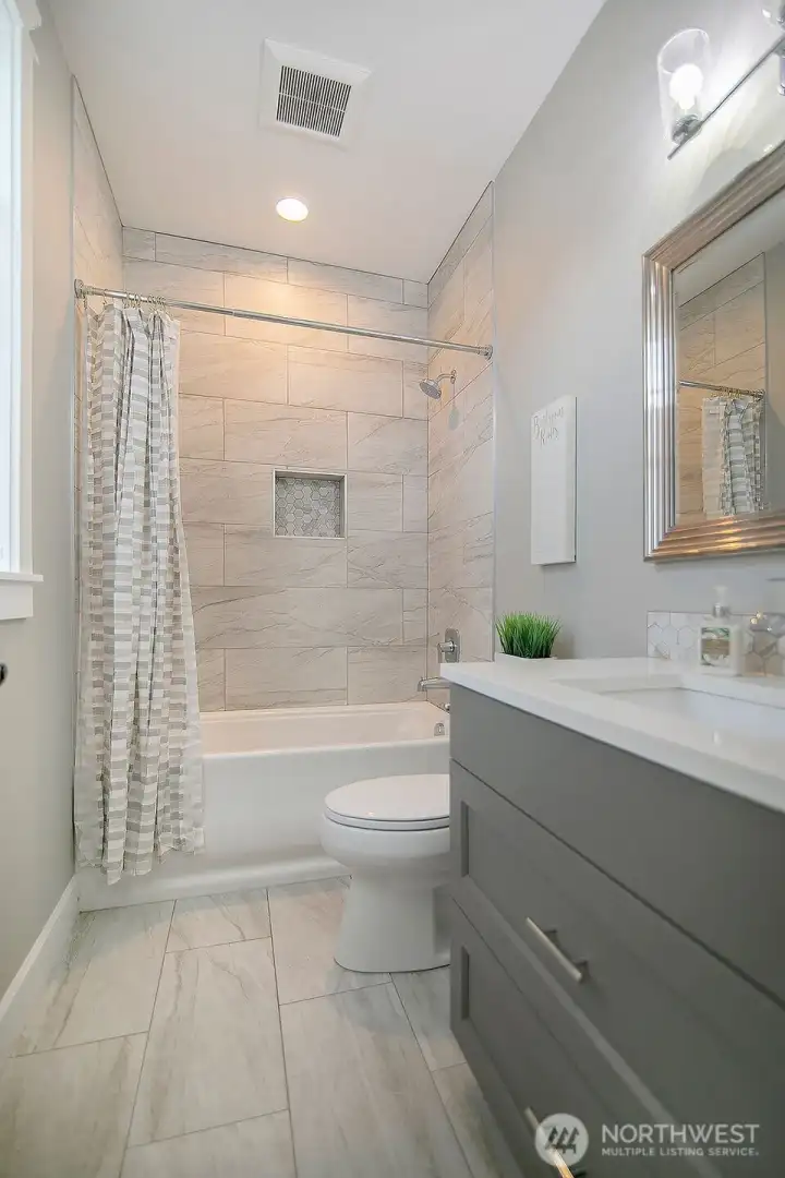 3rd Bedroom Bathroom