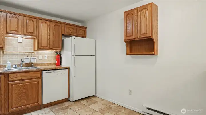 Another view of the kitchen.