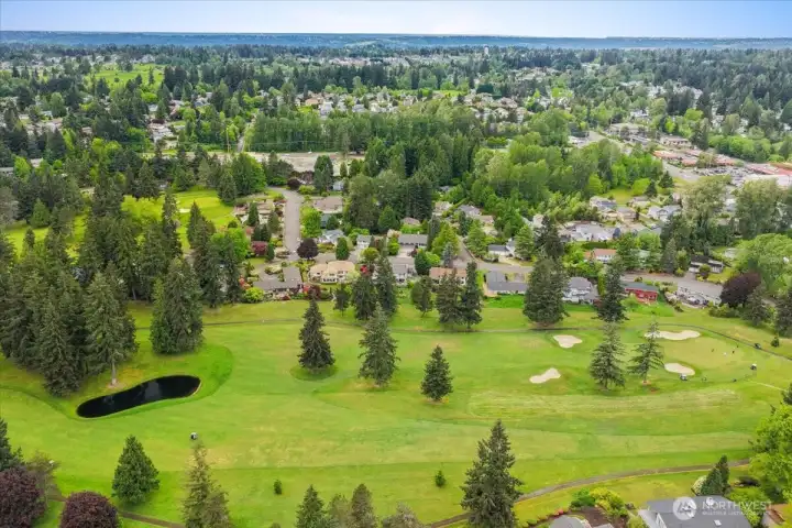 The Meridian Valley Country Club offers an 18-hold championship golf course.