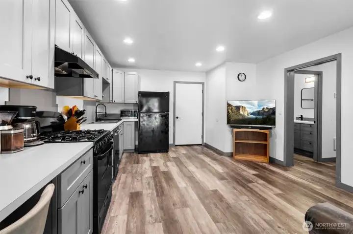 gas range allows you to dial in that perfect breakfast. gas range allows you to dial in that perfect breakfast.