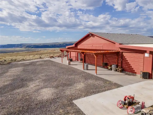 Incredible 3264 sq. ft. shop with 2 ADA bathroom & commercial Kitchen.