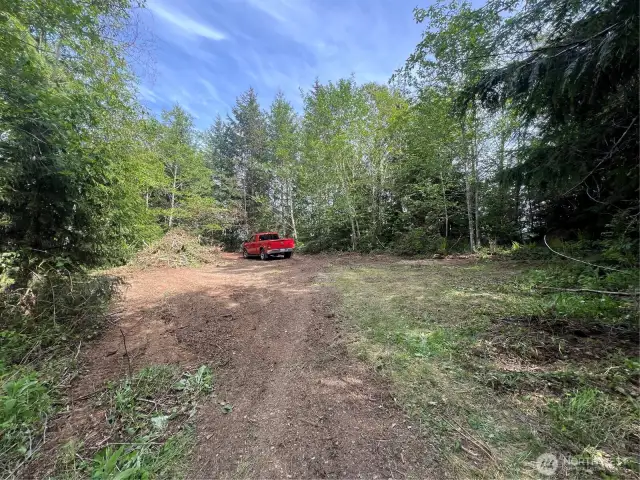 Lot 11 Clearing - look for sign on the right to locate the Ridge footpath