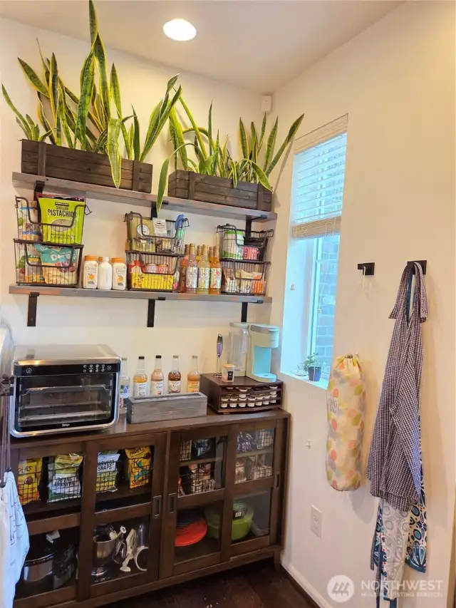 FUN Coffee Bar area or make into your Bar Area.