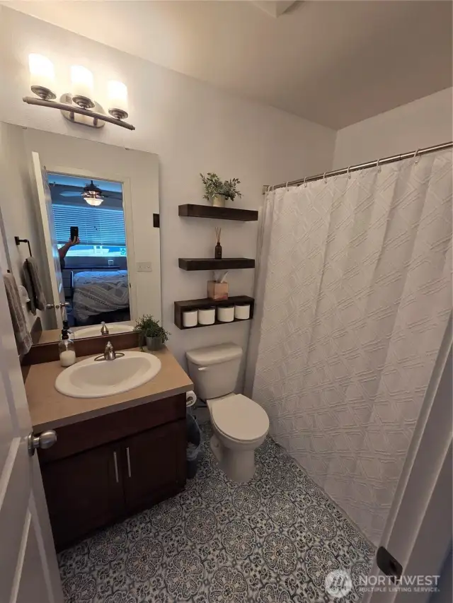 Primary Bedroom 2's Private Bathroom
