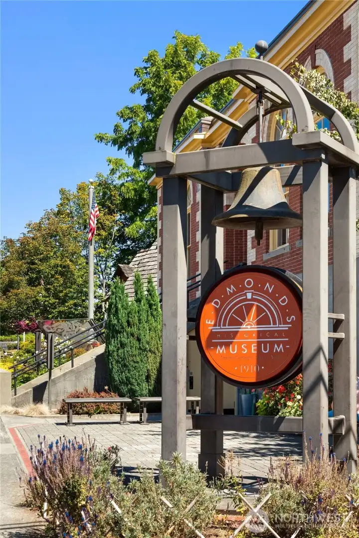 Enjoy nearby Edmonds Museum and numerous parks
