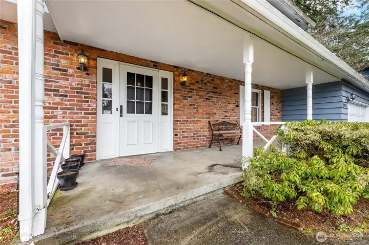 Front Door/Porch