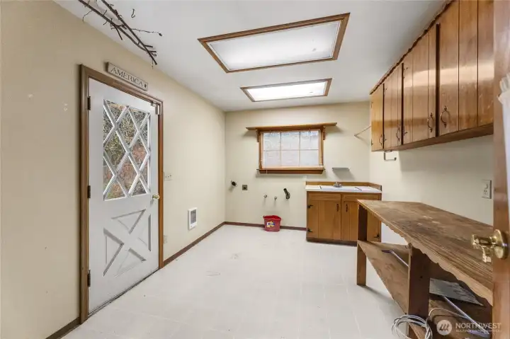 Laundry Room - Main Floor