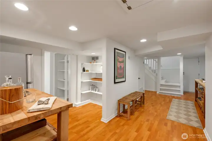 the basement boasts a kitchenette, 2 bedrooms, a full bath, a family room, it's own washer/dryer, plus a separate exterior entrance if desired.