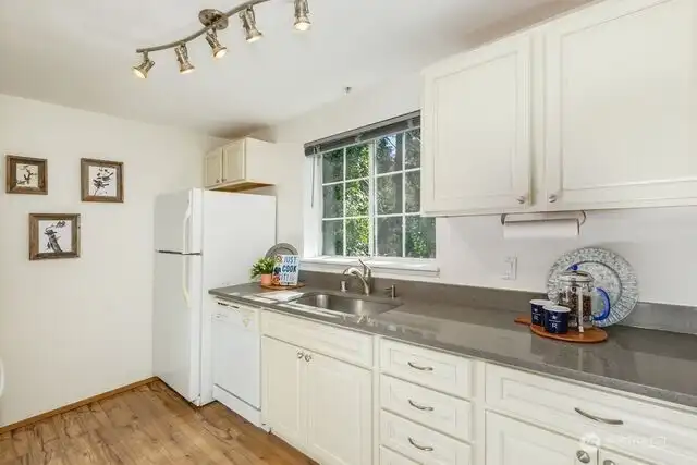 Another view of the kitchen