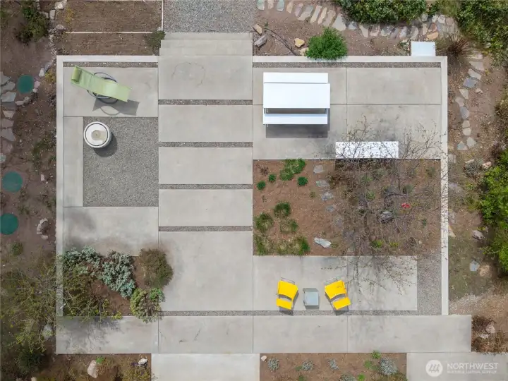 As seen from above, the terrace offers a number of sitting spaces and architectural interest.