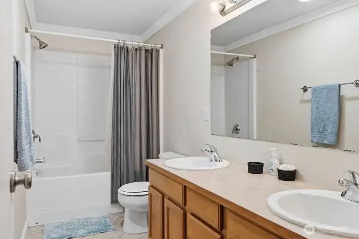 The primary suite bathroom.