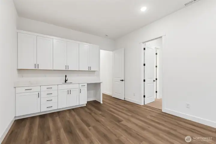 Multi-generational suite