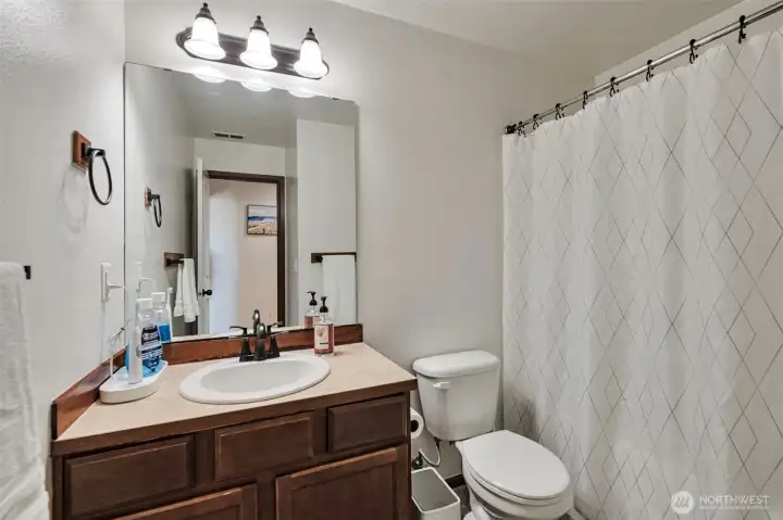 Bathroom U2