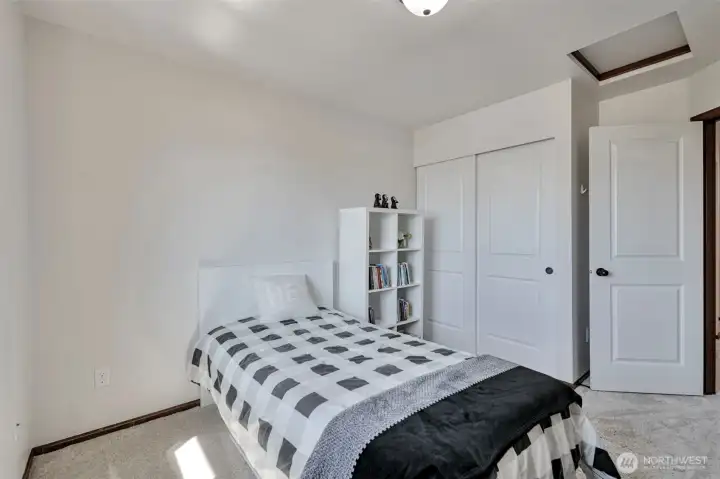 Bedroom 3 U2