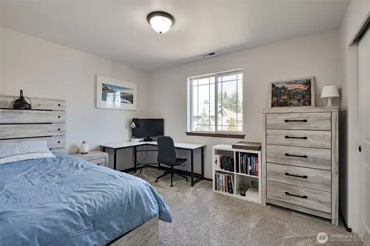 Bedroom 5 U2