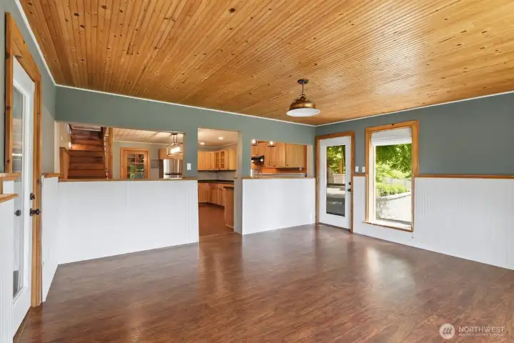 Also down here...this great bonus room...