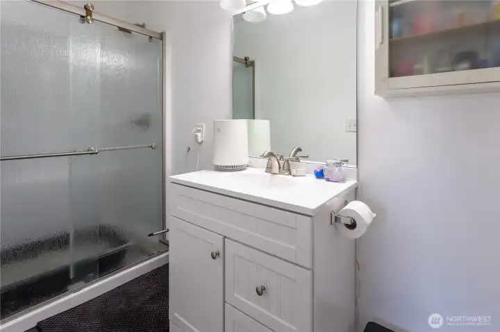 602-Primary bathroom