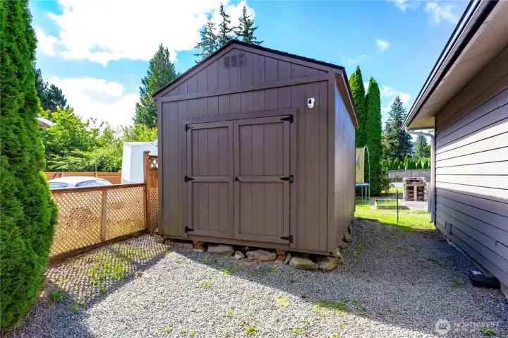 604- Storage shed