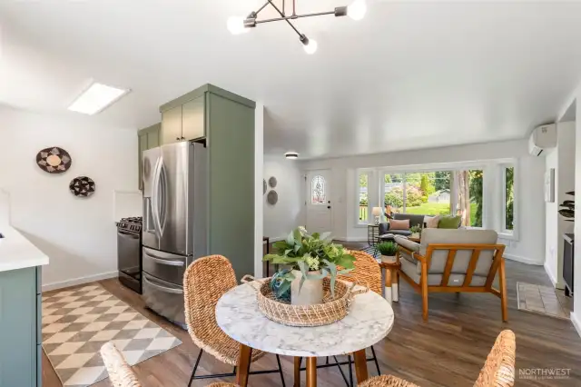 All new lighting, Quartz countertops and cabinetry!