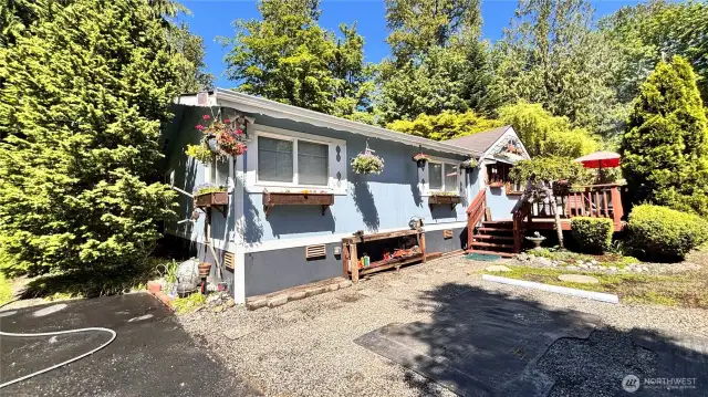 Two-bedroom, 2 bath double-wide manufactured home.