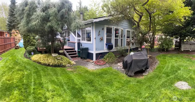once the grass grows back this is what the landscaping looks like