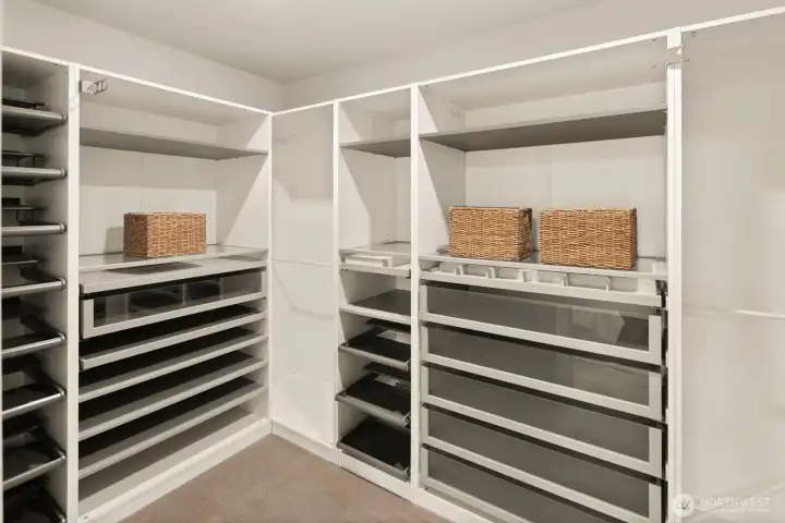 Large primary walk-in closet