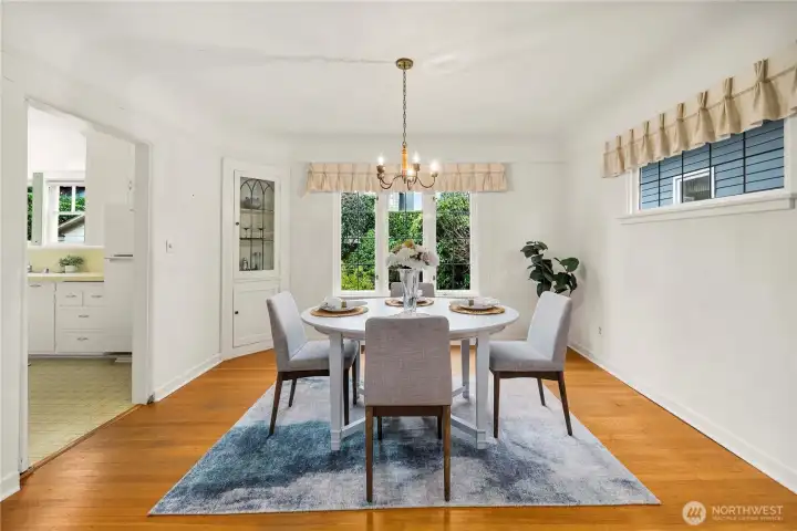 Beautiful built in corner hutch!