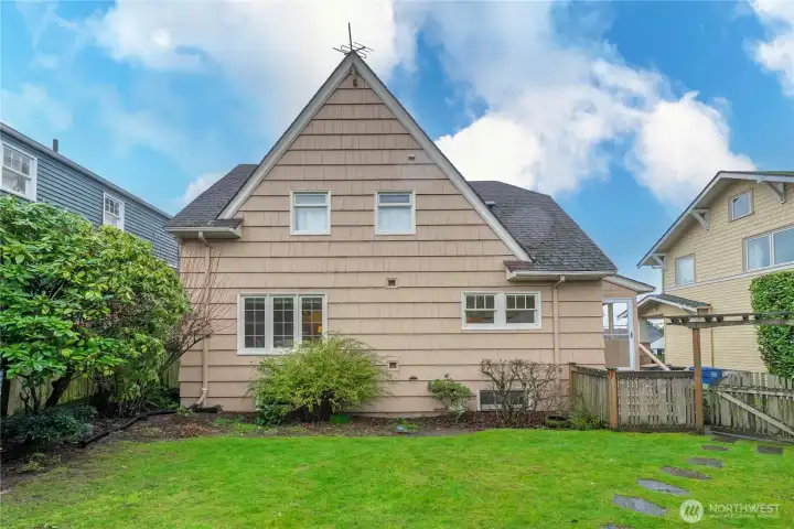 Spring will bring blossom with colorful flowers.