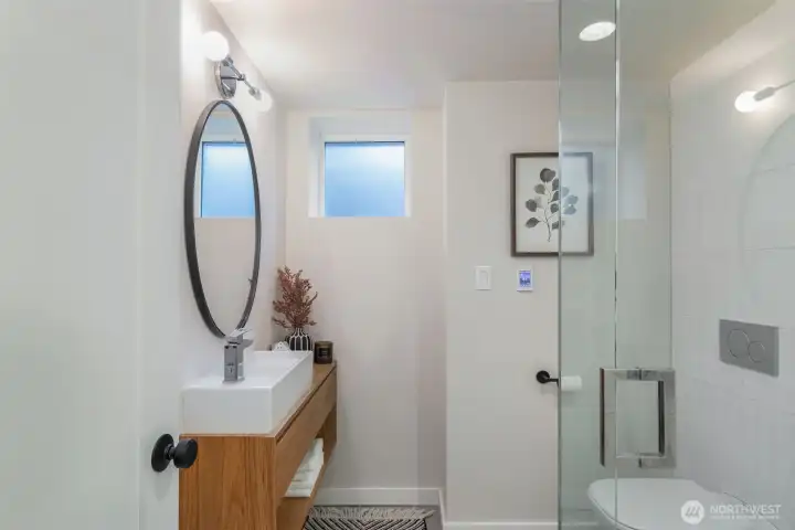 2 well-appointed bathrooms with designer fixtures.