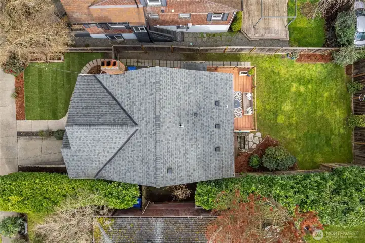 Pristine Tudor on Everpopular Green Lake!