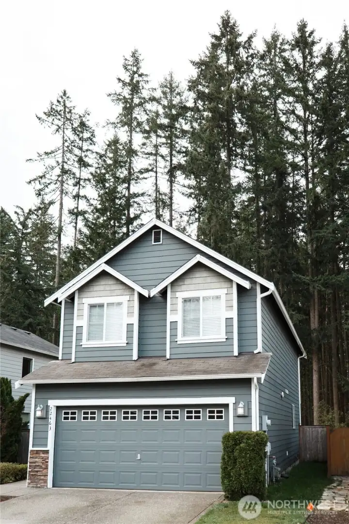 well-kept single owner home