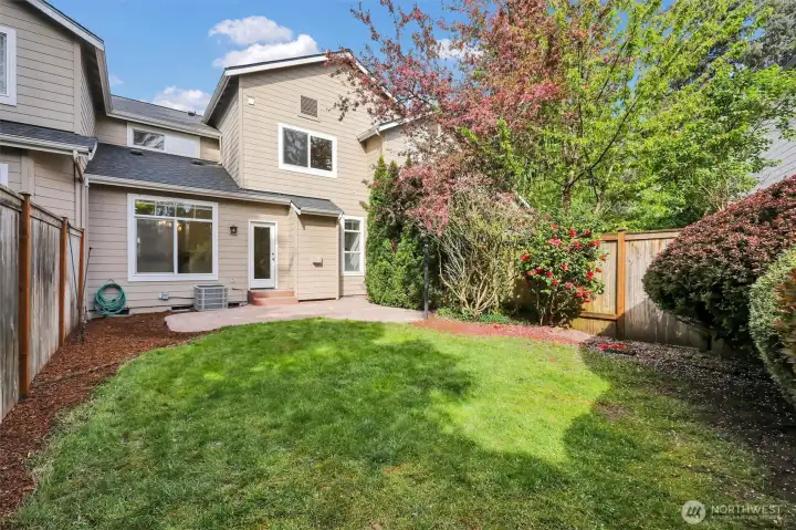 Outdoor maintenance included in HOA dues