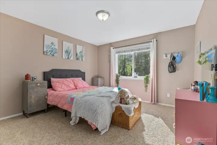 3 bedrooms upstairs