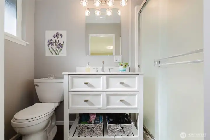 Updated 3/4 bath